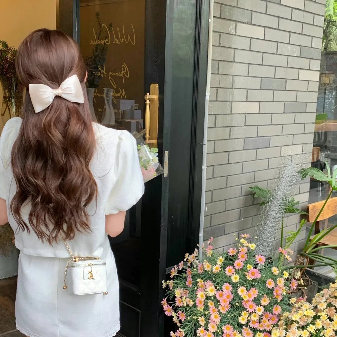 我与妈妈的黄色脚踏车